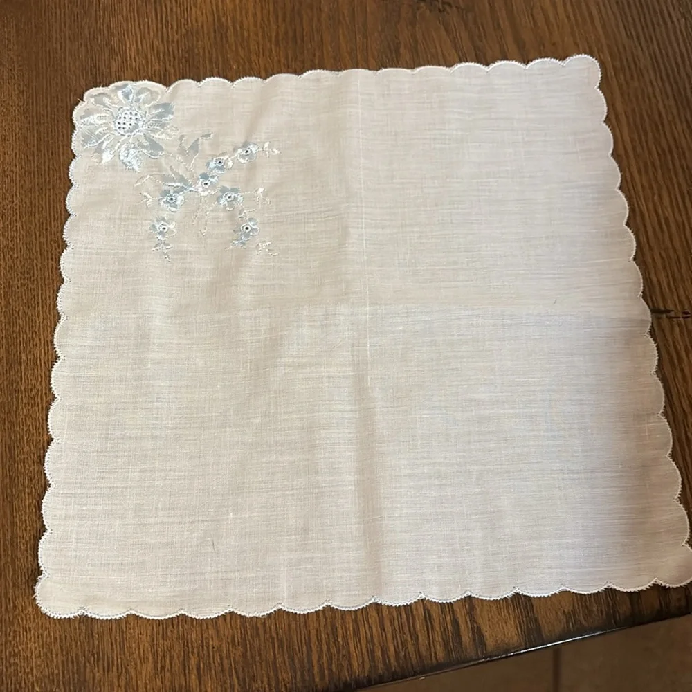 Elegant White Blue Embroidered Flower Handkerchief - Picture 3 of 3